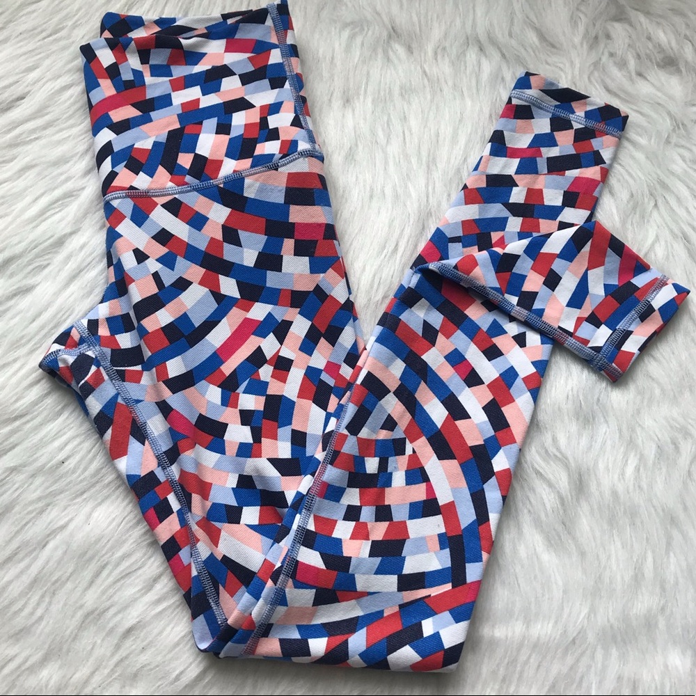 Lululemon high rise capoeira Wunder Under legging